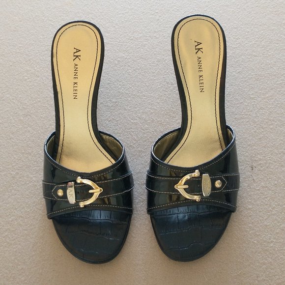 Women's Anne Klein size 7.5 black sandals - 3" heels - Picture 2 of 14